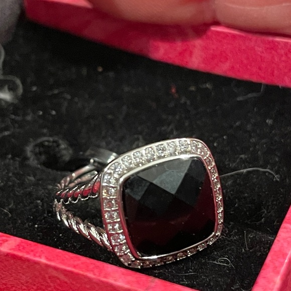 Faceted black Onyx Ring, cushion cut Rhodium plated split shank band, Sz. 7,NWT - Picture 11 of 16